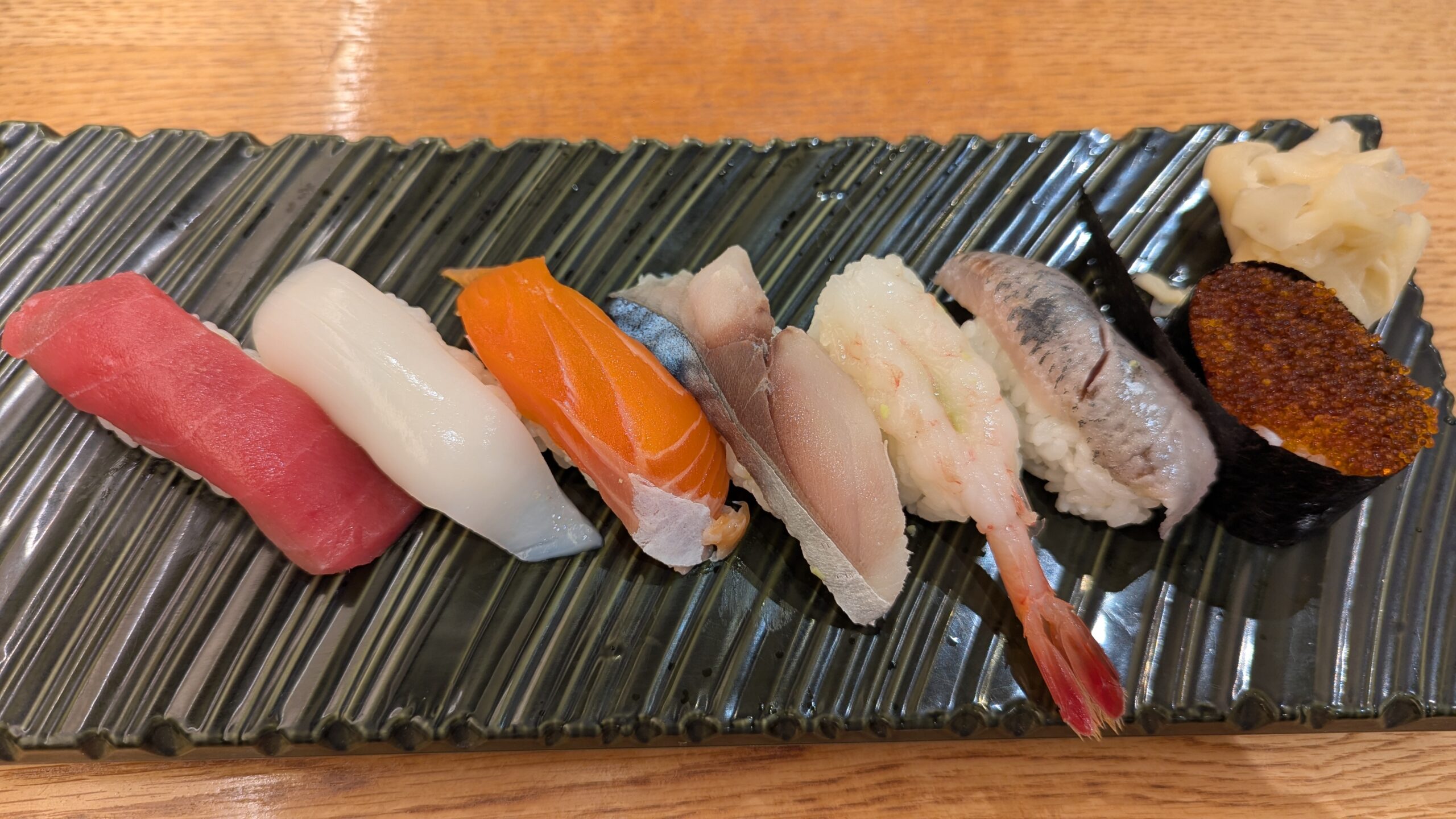 北の味覚すず花ゲート店のにぎり寿司