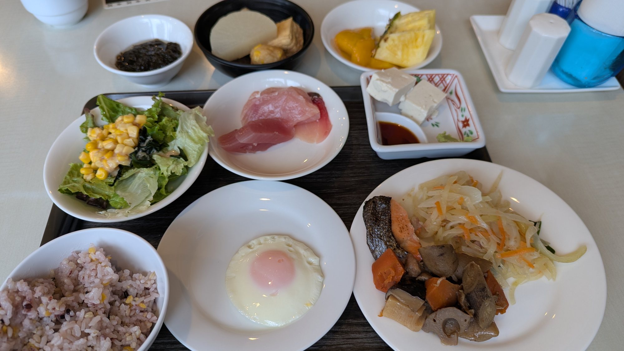 南の美ら花 ホテルミヤヒラの朝食ビュッフェ