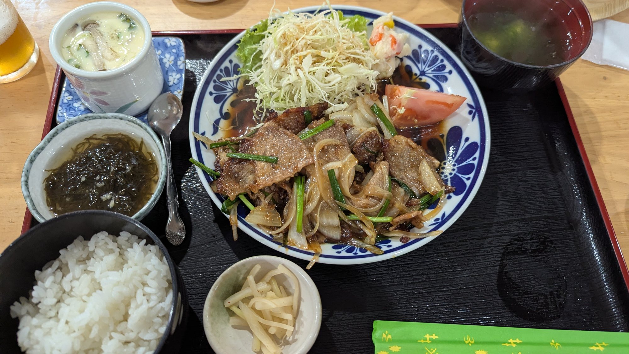 山海亭の生姜焼き定食